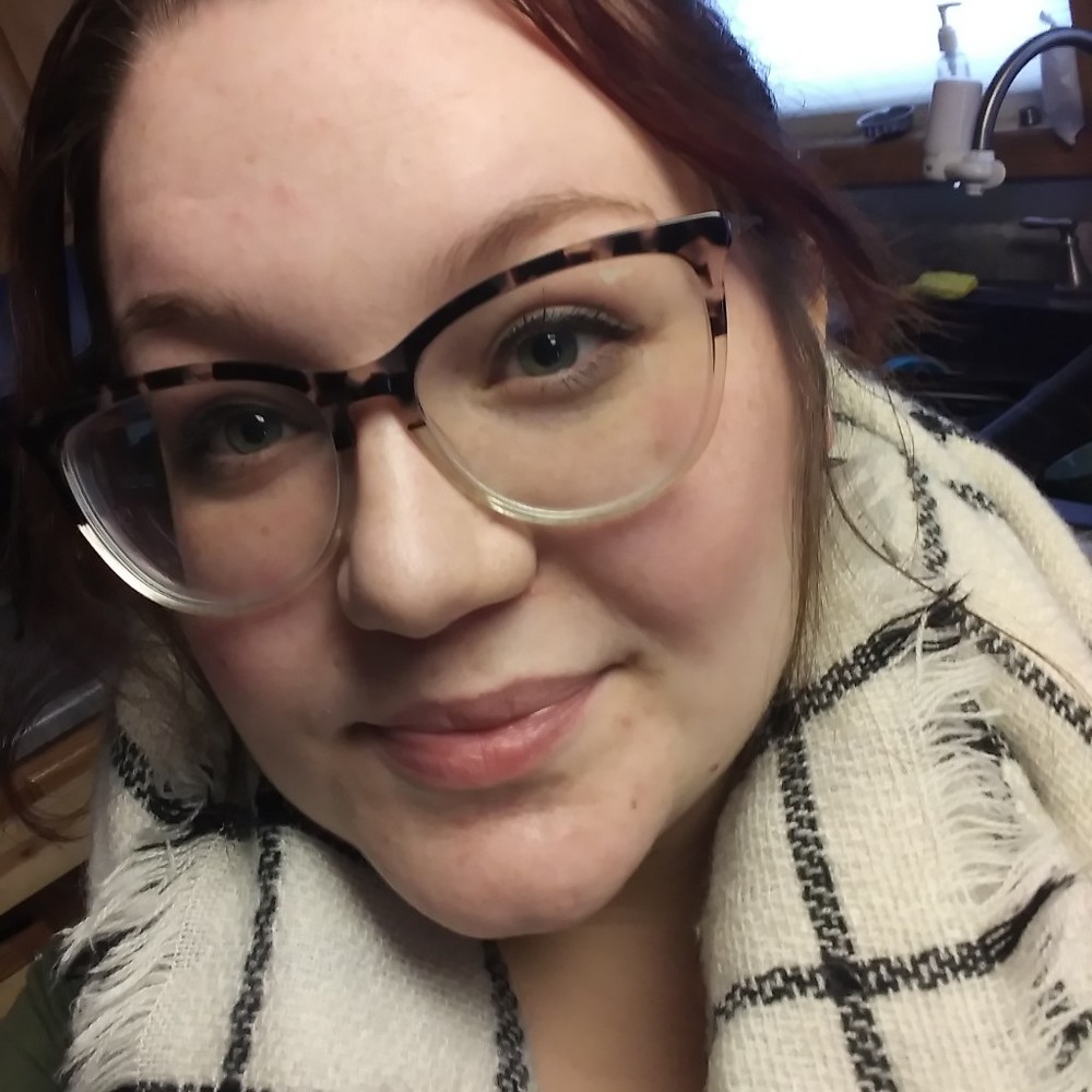 Meet your Posher, Makayla